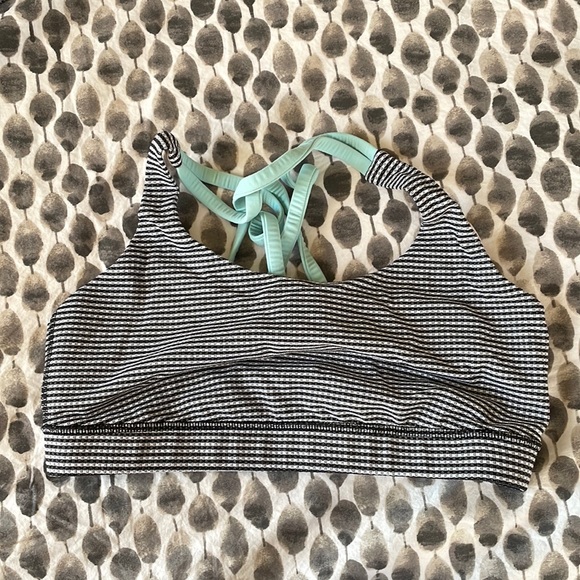 lululemon athletica Other - Lululemon Energy Bra Size 8